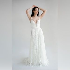 Truvelle Amy Wedding Dress